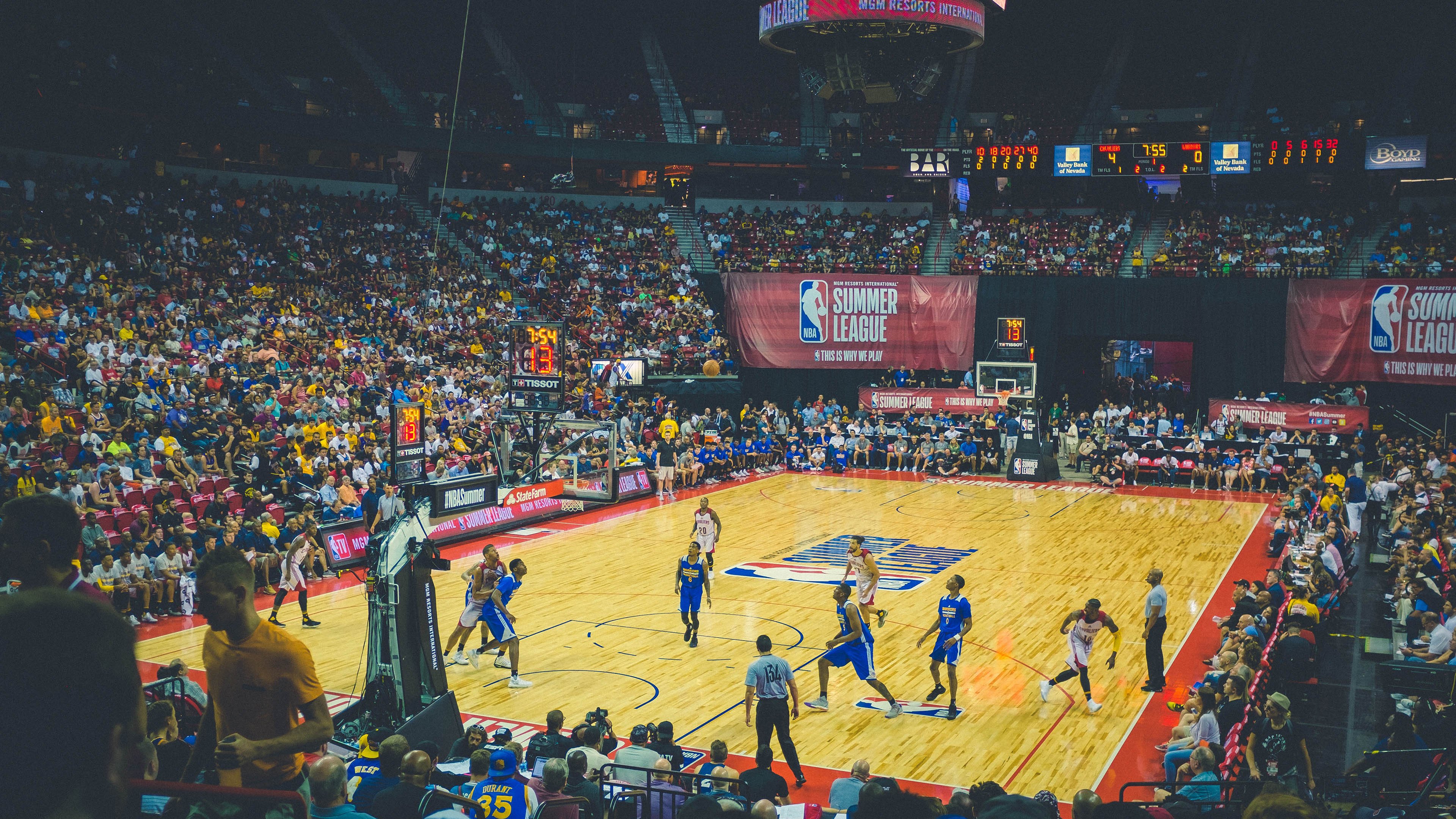 速度之王：联盟中最快球员的传奇瞬间，速度最快的nba球员